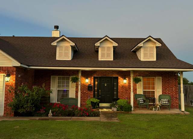 Property at 128 W Cool Spgs, Rush Springs, OK 73082, 3 beds, 2 baths