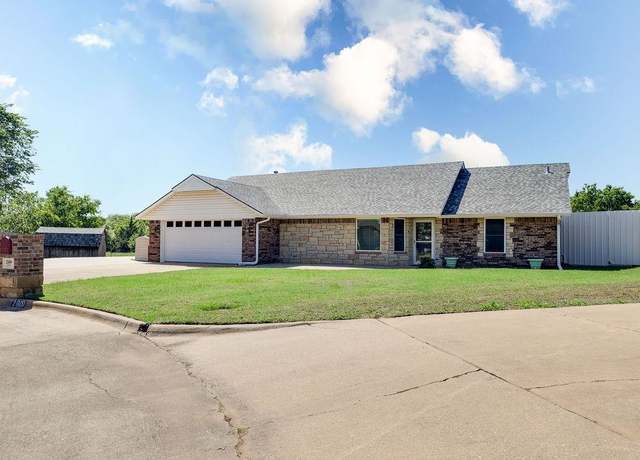 Property at 2609 Virginia, Duncan, OK 73533, 3 beds, 2 baths