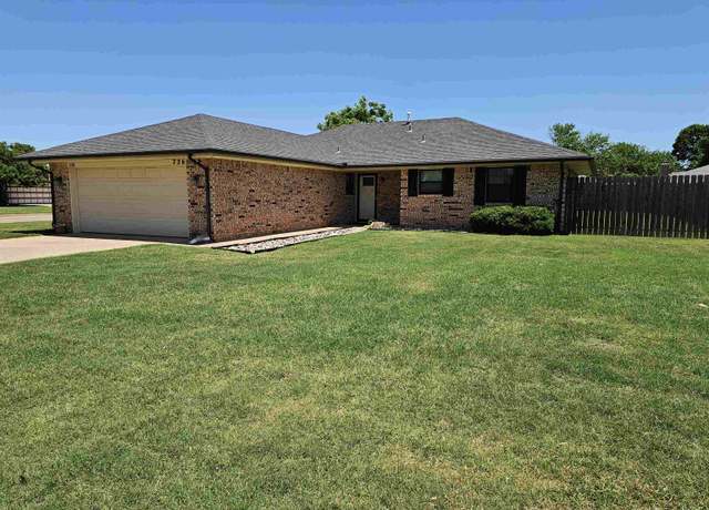 Property at 1390 Millwood Ct, Duncan, OK 73533, 3 beds, 2 baths