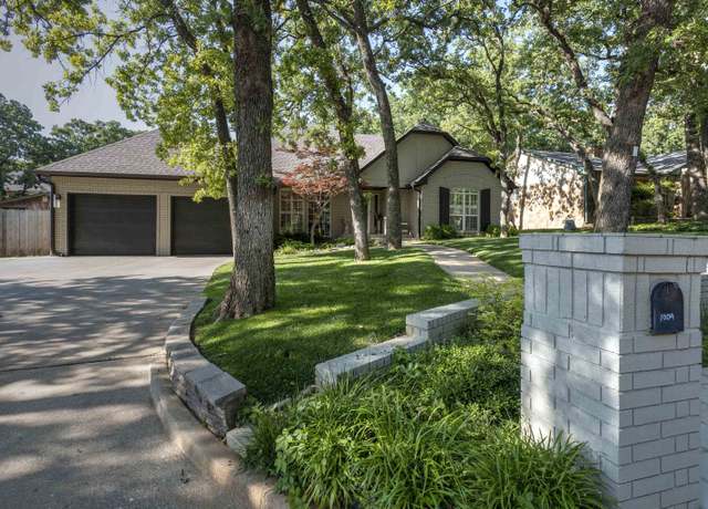 Property at 1009 Timbercreek Dr, Duncan, OK, 3 beds, 2.5 baths