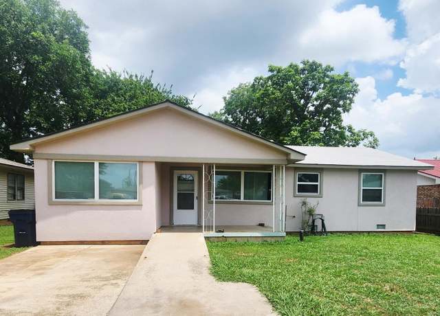 Property at 220 N G, Duncan, OK 73533, 3 beds, 1 bath