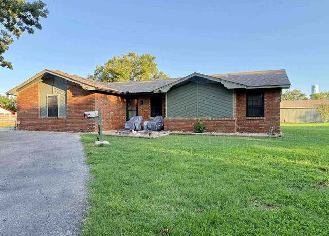 Property at 3889 Kensworth, Duncan, OK 73533, 3 beds, 2.5 baths
