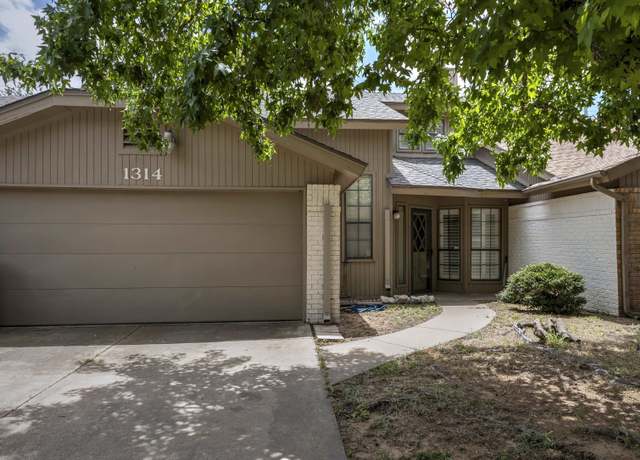 Property at 1314 Twisted Oaks Dr, Duncan, OK 73533, 3 beds, 2 baths