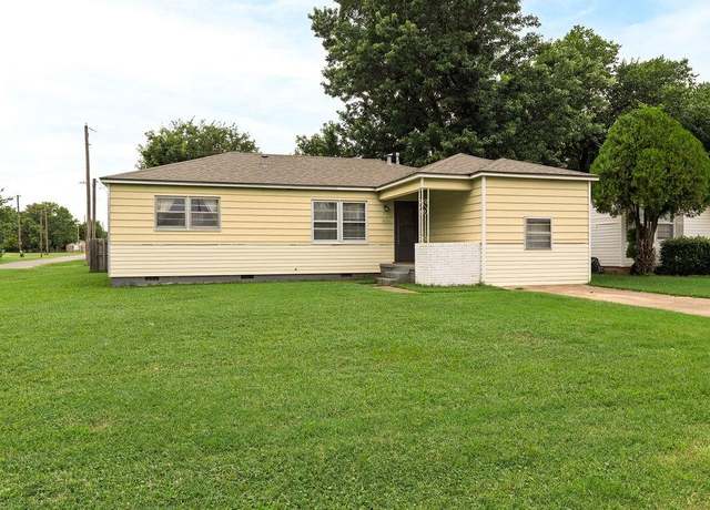 Property at 301 N H St, Duncan, OK 73533, 3 beds, 1 bath