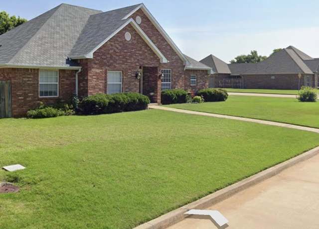 Property at 2201 Mallard, Duncan, OK 73533, 3 beds, 2.5 baths