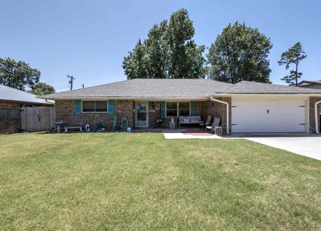 Property at 2110 W Amhurst, Duncan, OK 73533, 3 beds, 2 baths