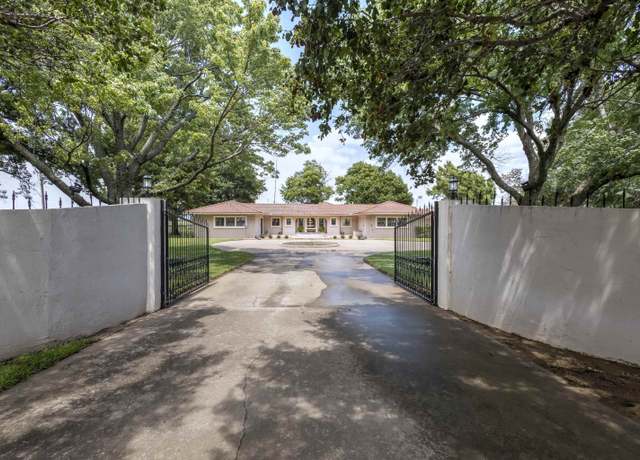Property at 4015 W Plato, Duncan, OK, 6 beds, 5.5 baths