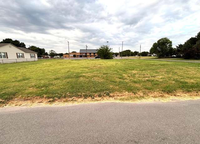 Property at 101 N 2nd St, Duncan, OK 73533