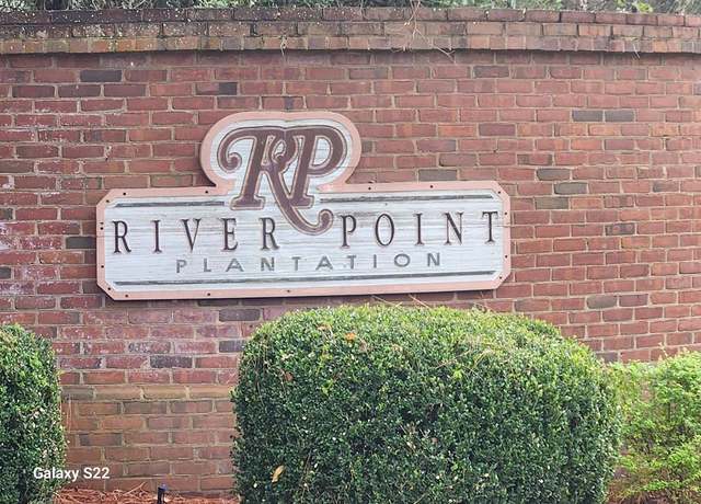 Property at 1408 River Pointe Dr, Albany, GA 31701
