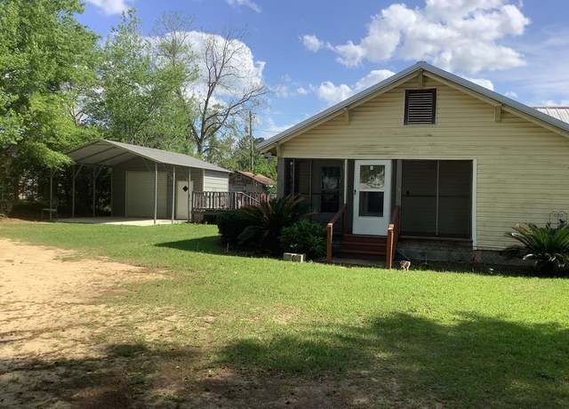 Property at 505 W 26th Ave, Cordele, GA 31015, 3 beds, 2 baths