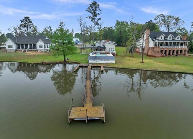 Property at 115 Ellis Ct, Cordele, GA 31015, 4 beds, 2 baths