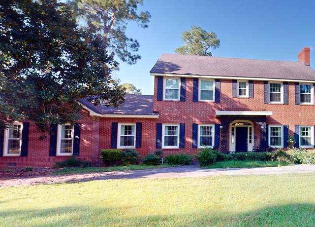 Property at 815 E 19th Ave, Cordele, GA 31015, 4 beds, 4 baths