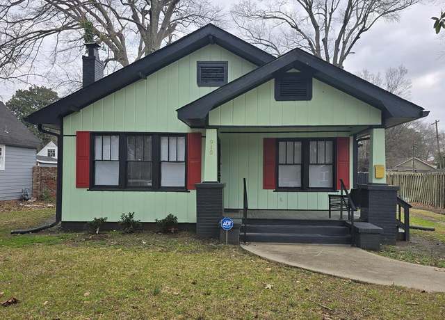 Property at 910 S Washington, Greenville, MS 38701, 2 beds, 2 baths