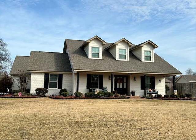 Property at 506 Dampier, Greenville, MS 38701, 4 beds, 3.5 baths