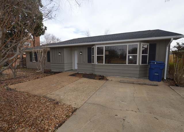 Property at 705 Tenth Ave, Cleveland, MS 38732, 4 beds, 2.5 baths