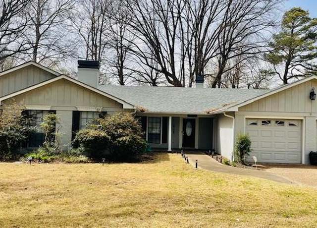 Property at 1527 Sunridge Cv, Greenville, MS 38701, 4 beds, 2.5 baths