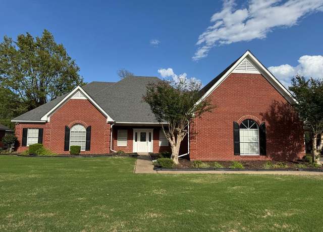Property at 1728 Mcclain, Greenville, MS 38701, 4 beds, 2.5 baths