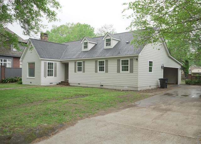 Property at 1129 W Gamwyn Dr, Greenville, MS 38701, 3 beds, 3 baths