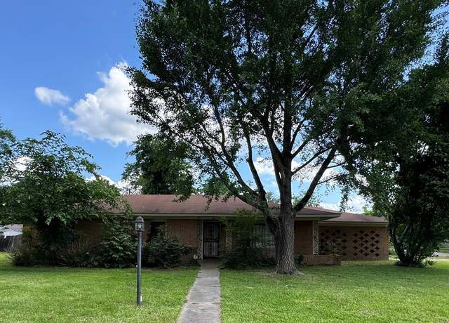 Property at 1554 Genie Fairway, Greenville, MS 38701, 3 beds, 2 baths