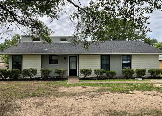 Property at 972 Norwood Pass, Greenville, MS 38701, 3 beds, 2 baths