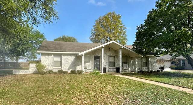 Photo of 101 Plantation Dr, Leland, MS 38701