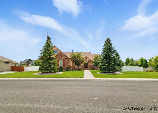 Property at 811 West Dale Blvd, Cheyenne, WY 82009, 4 beds, 4 baths