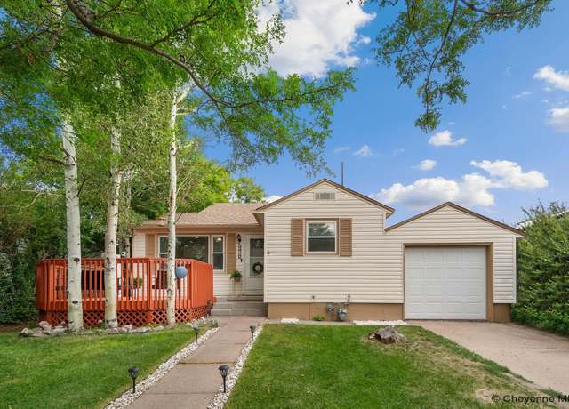 Property at 3410 Duff Ave, Cheyenne, WY 82001, 3 beds, 2 baths