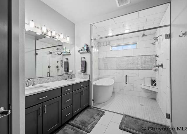 Property at 5603 Cobia Ct, Cheyenne, WY 82009, 6 beds, 3.5 baths