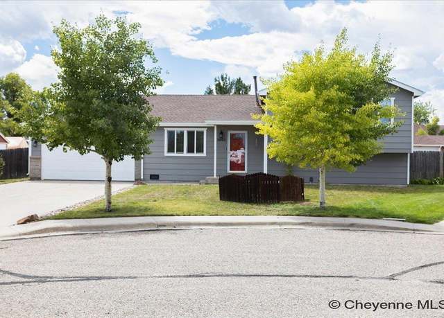 Property at 5005 Sunny Hl, Cheyenne, WY 82001, 4 beds, 2 baths