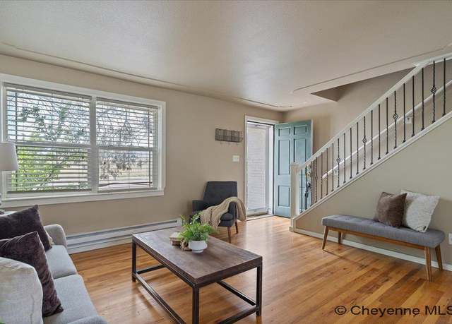 Property at 3511 Hynds Blvd, Cheyenne, WY 82001, 2 beds, 1 bath
