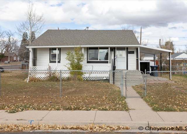 Property at 2400 E 9th St, Cheyenne, WY 82001, 3 beds, 2 baths