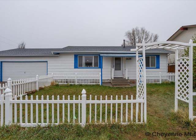 Property at 1425 Lampman Ct, Cheyenne, WY 82007, 4 beds, 2 baths