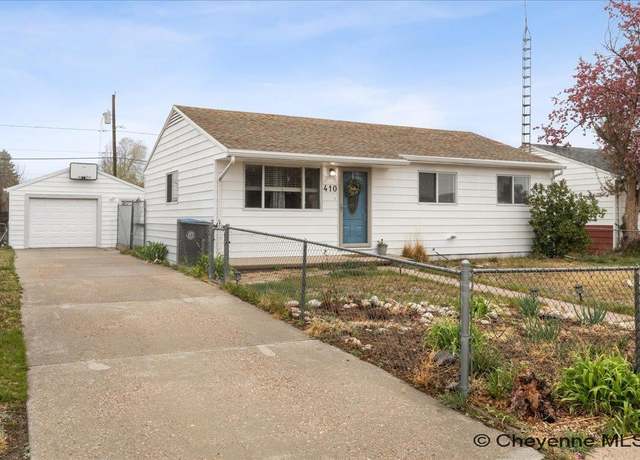 Property at 410 Mccomb Ave, Cheyenne, WY 82007, 2 beds, 1 bath