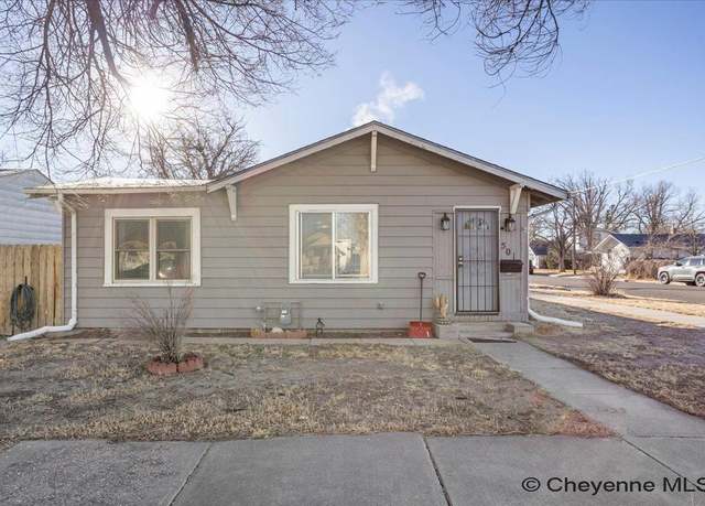Property at 501 E 9th St, Cheyenne, WY 82007, 2 beds, 1 bath