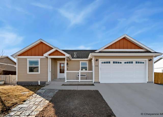 Property at 1910 Fernwood Loop, Cheyenne, WY 82007, 3 beds, 2 baths