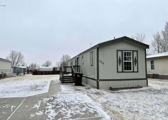 Property at 500 Pleasant Vly, Cheyenne, WY 82007, 3 beds, 2 baths