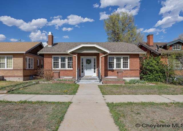 Property at 2921 Thomes Ave, Cheyenne, WY 82001, 3 beds, 2 baths