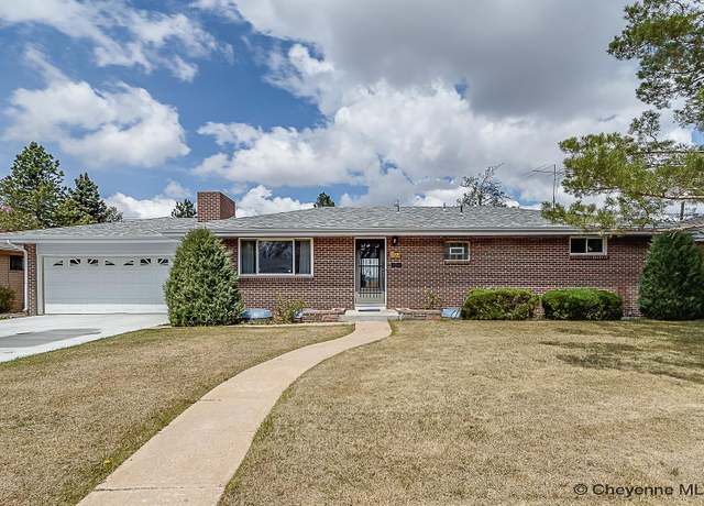 Property at 1846 Cheshire Dr, Cheyenne, WY 82001, 3 beds, 2 baths