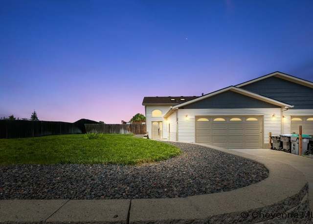 Property at 3900 Robitaille Ct, Cheyenne, WY 82001, 3 beds, 2.5 baths