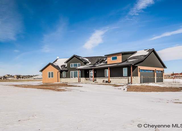 Property at 2288 Carina Ct, Cheyenne, WY 82009, 5 beds, 3.5 baths