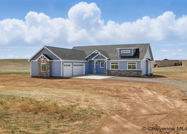 Property at 2501 Wineglass Rd, Cheyenne, WY 82009, 4 beds, 2.5 baths