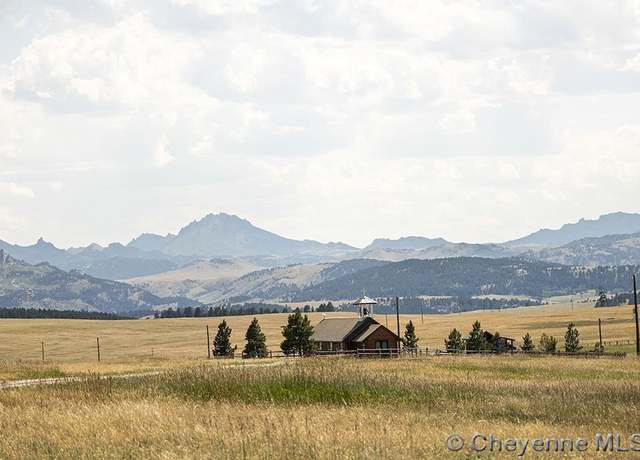 Property at 30 Esterbrook Dr, Esterbrook, WY 82633, 4 beds, 3 baths