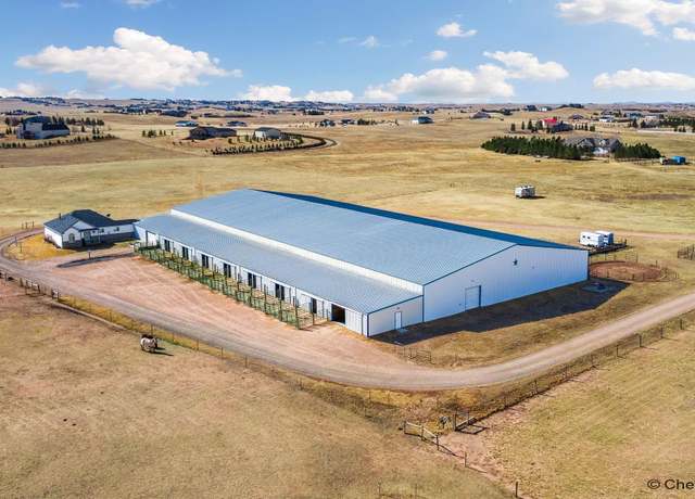 Property at 2515 Ropers Ln, Cheyenne, WY 82009, 3 beds, 2.5 baths