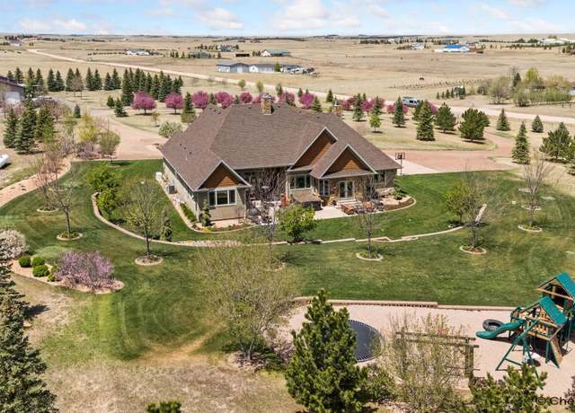 Property at 2651 Ford Rd, Cheyenne, WY 82009, 6 beds, 4.5 baths