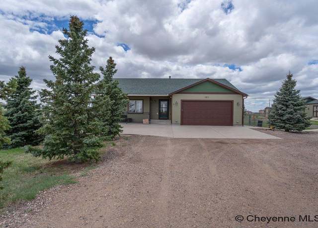 Property at 6812 Line Ct, Cheyenne, WY 82007, 3 beds, 3 baths