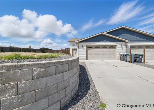 Property at 3900 Robitaille Ct, Cheyenne, WY 82001, 3 beds, 2.5 baths