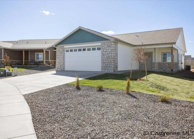 Property at 2212 Blue Norther Ln, Cheyenne, WY 82007, 3 beds, 2 baths