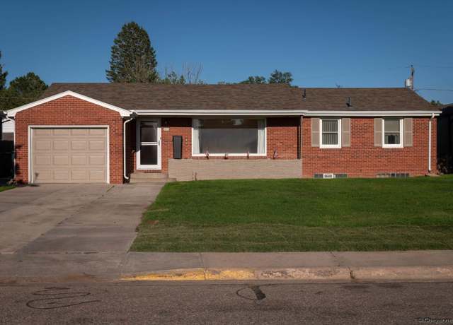 Property at 3935 Mccomb Ave, Cheyenne, WY 82001, 3 beds, 1.5 baths