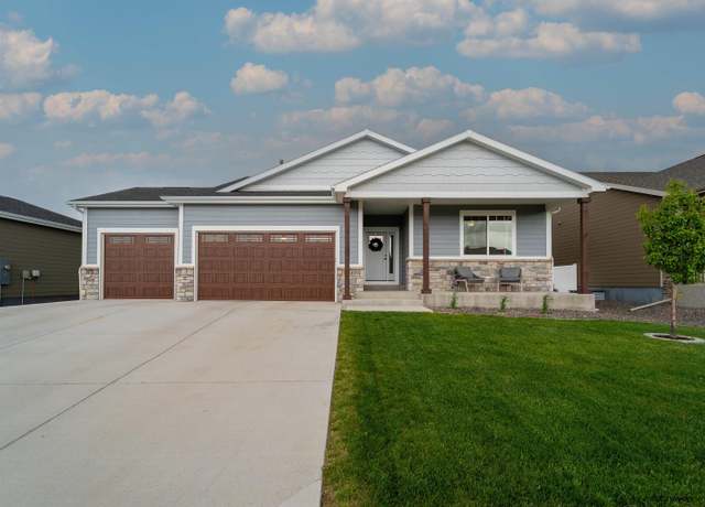 Property at 5604 Opal Dr, Cheyenne, WY 83009, 5 beds, 3 baths