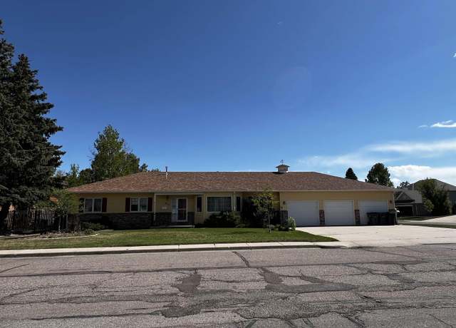 Property at 615 Oakhurst Dr, Cheyenne, WY 82009, 3 beds, 3 baths